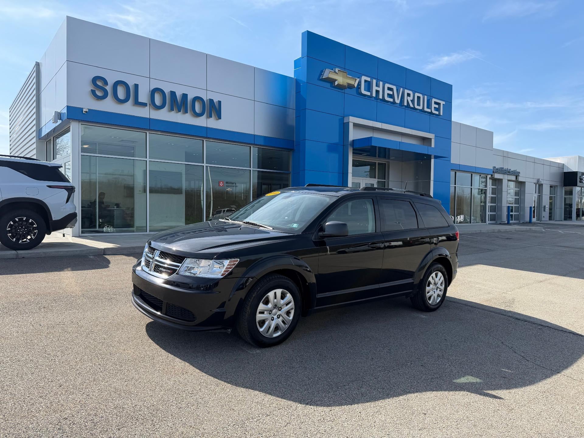 2019 Dodge Journey SE Value Package in Black — front three-quarter view